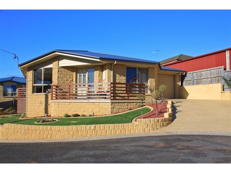 2/65 Mungala Crescent, Miandetta, Devonport TAS 7310