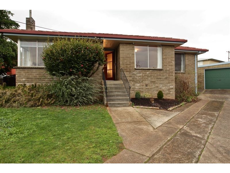 6 Loane Avenue, East Devonport TAS 7310