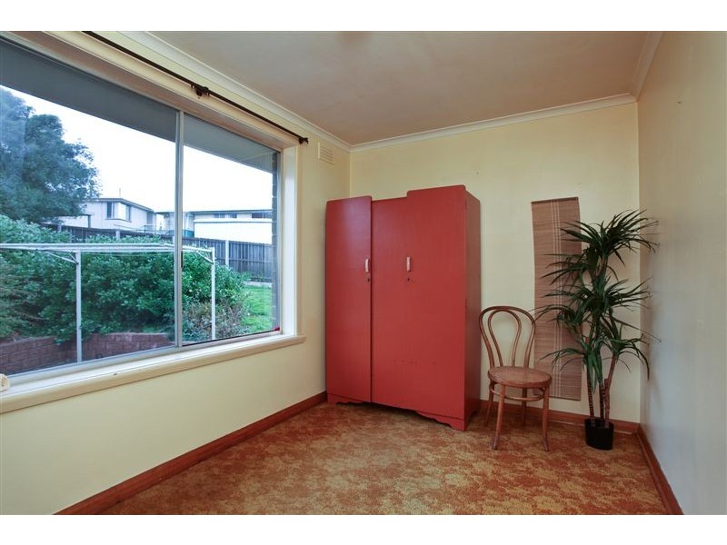 6 Loane Avenue, East Devonport TAS 7310