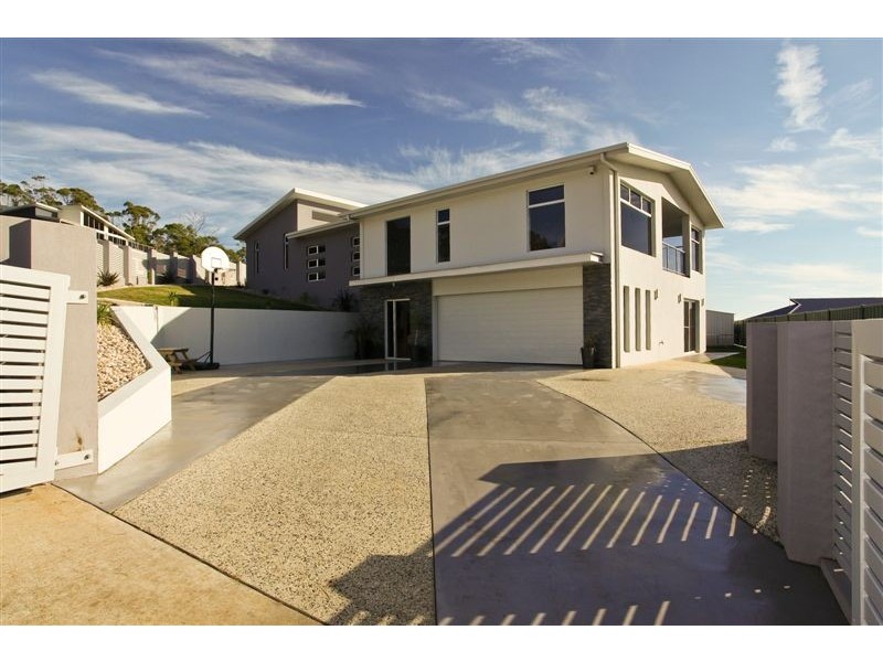 41 Leary Avenue, Devonport TAS 7310