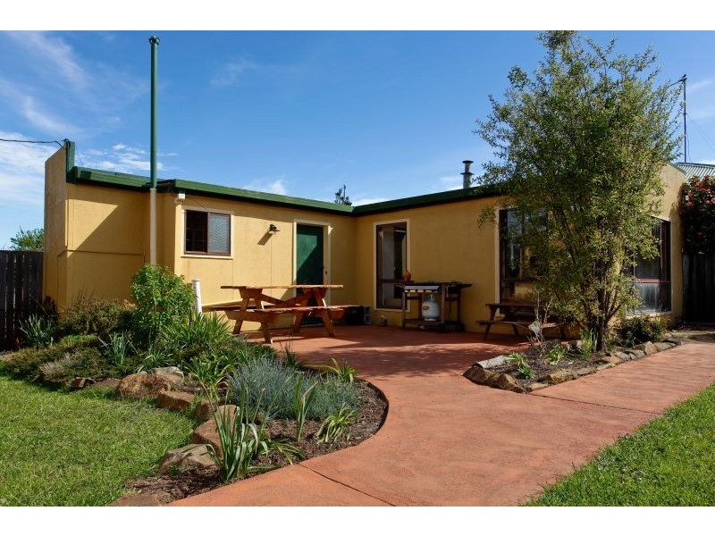 62 Hiller Street, Devonport TAS 7310