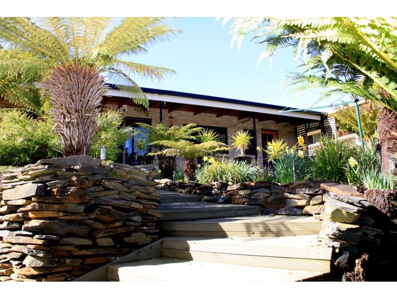 102-104 River Road, Ambleside TAS 7310