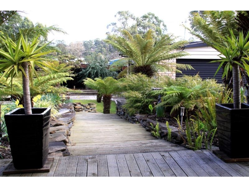 102-104 River Road, Ambleside TAS 7310