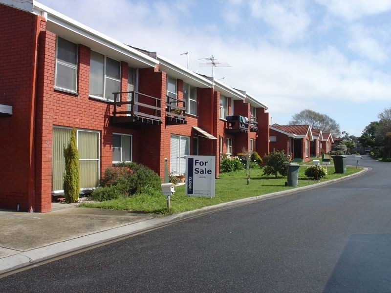2/19 Victoria Parade, Devonport TAS 7310