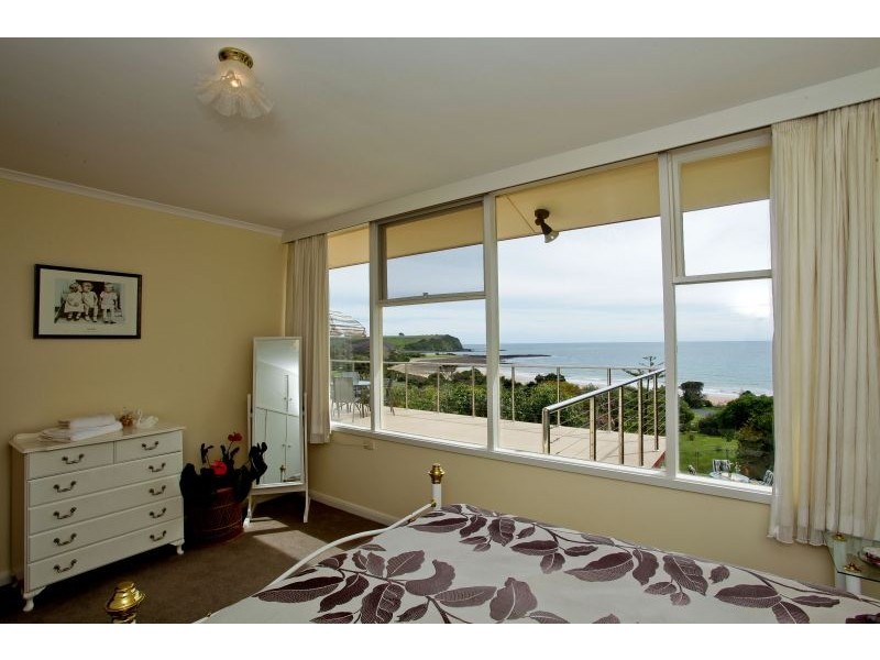 8 Chalmers Lane, Devonport TAS 7310