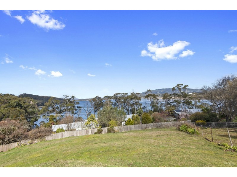 111 River Road, Ambleside TAS 7310