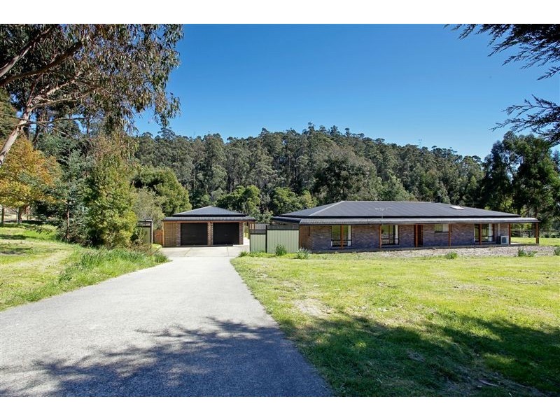 16 Winifred Avenue, Acacia Hills TAS 7306