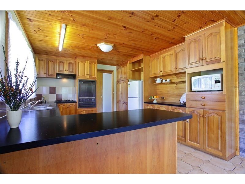 16 Winifred Avenue, Acacia Hills TAS 7306