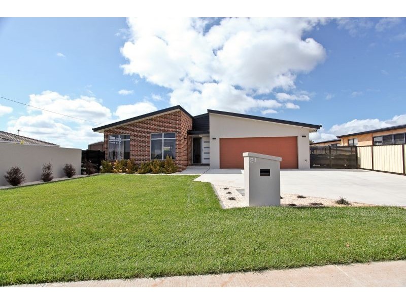 21 Skyline Drive, Ambleside TAS 7310