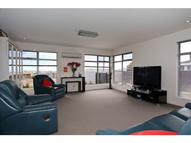 21 Skyline Drive, Ambleside TAS 7310