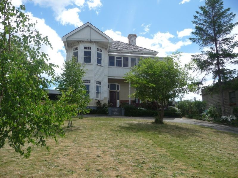 14 Formby Road, Devonport TAS 7310