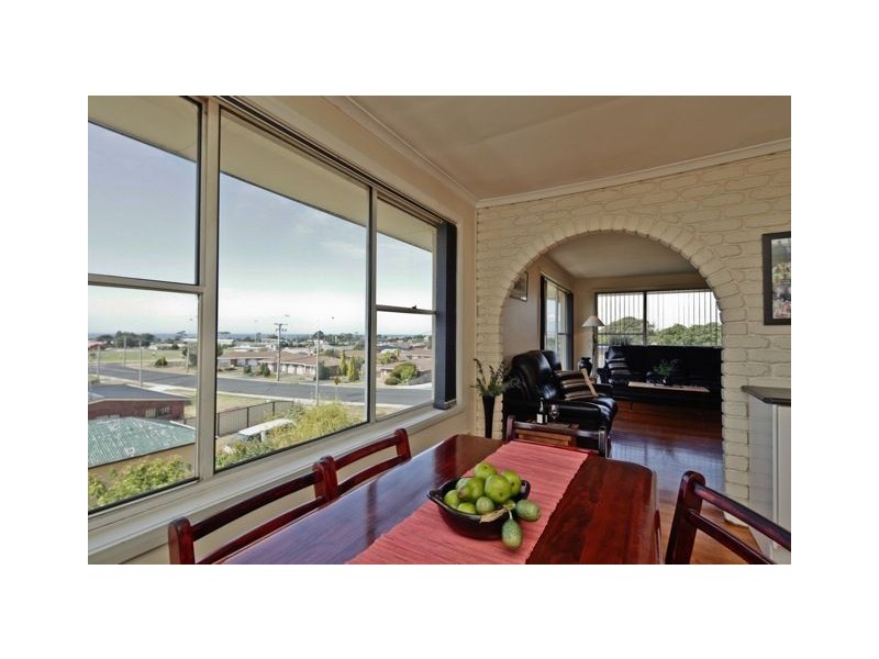 121 Gunn Street, Devonport TAS 7310