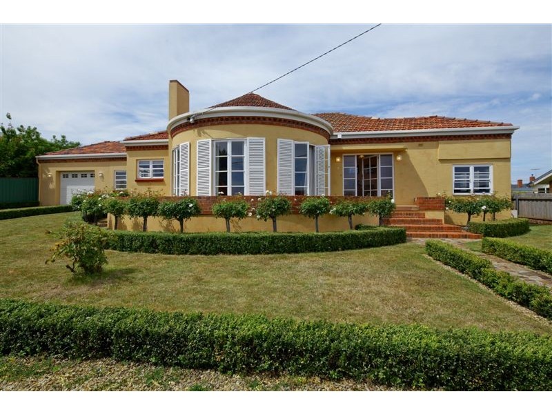 1 Renison Court, Devonport TAS 7310
