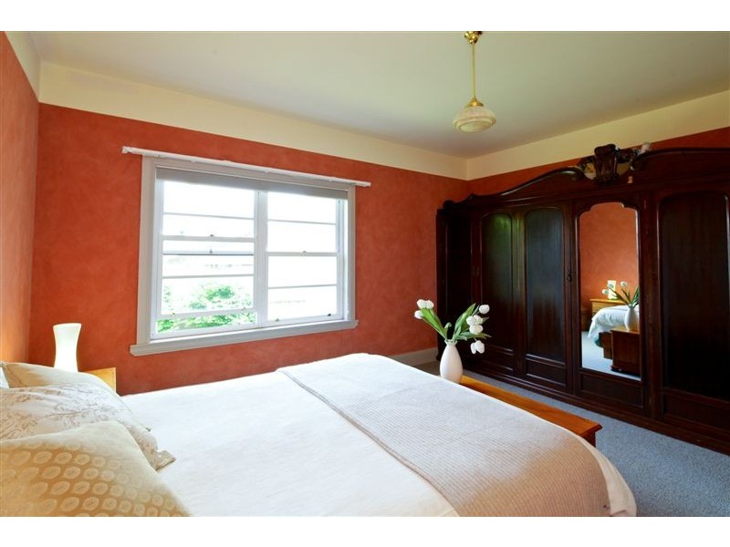 1 Renison Court, Devonport TAS 7310