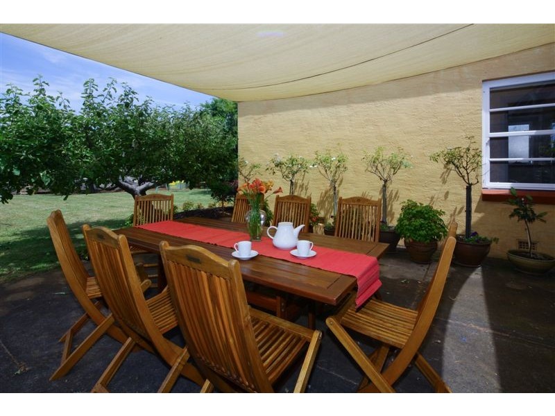 1 Renison Court, Devonport TAS 7310