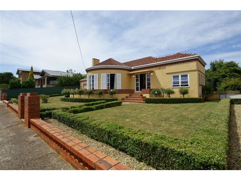 1 Renison Court, Devonport TAS 7310