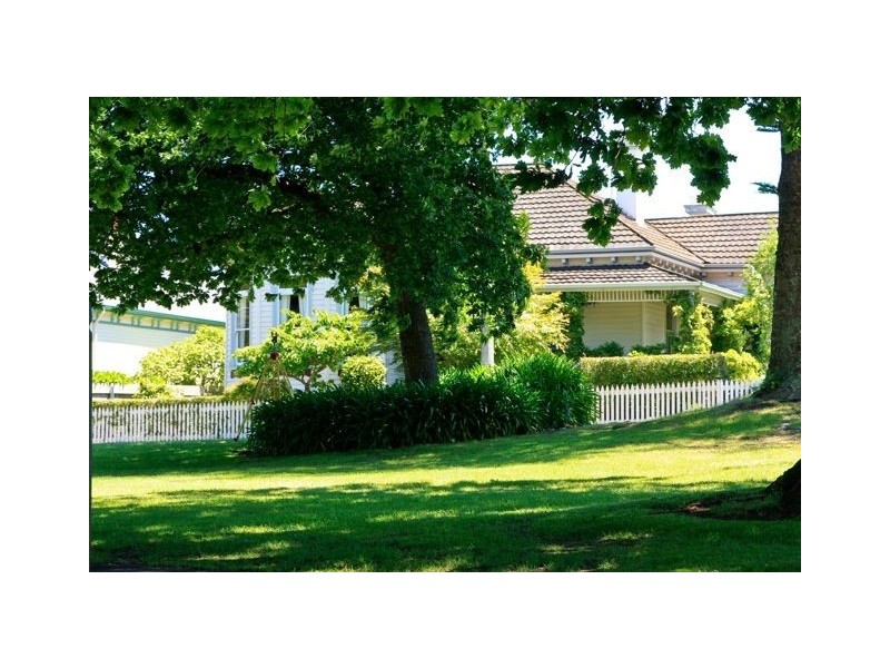 22 Victoria Parade, Devonport TAS 7310
