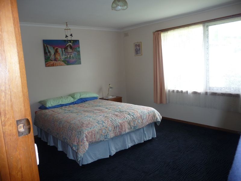 9 Valley Road, Devonport TAS 7310