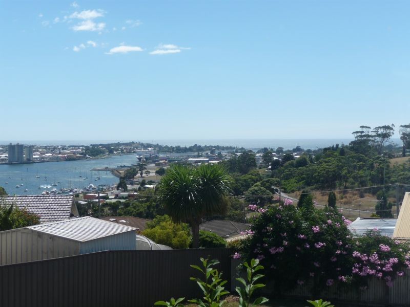 1/4 Cameray Street, Panorama Heights, East Devonport TAS 7310