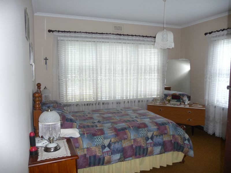 28 Middle Road, Devonport TAS 7310