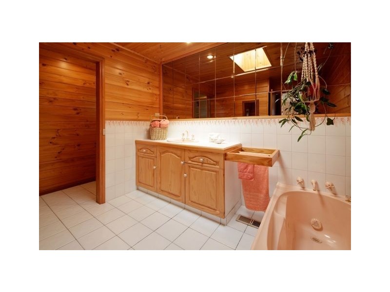 9 Clare Court, Devonport TAS 7310
