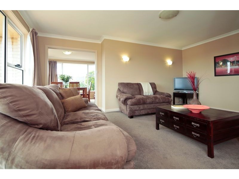 2 Ash Court, Devonport TAS 7310