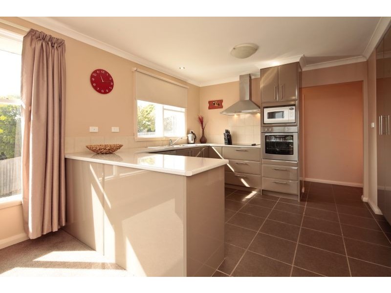 2 Ash Court, Devonport TAS 7310