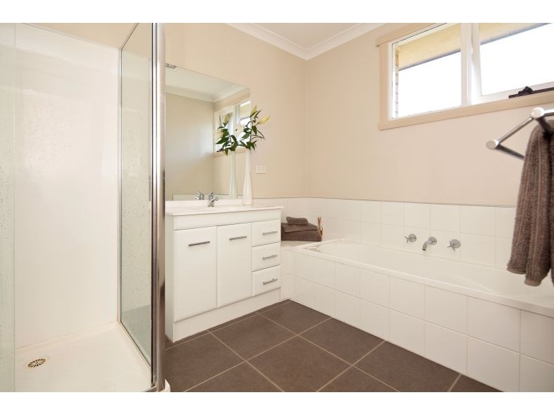 2 Ash Court, Devonport TAS 7310