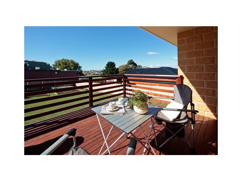 13 Rowena Court, Devonport TAS 7310