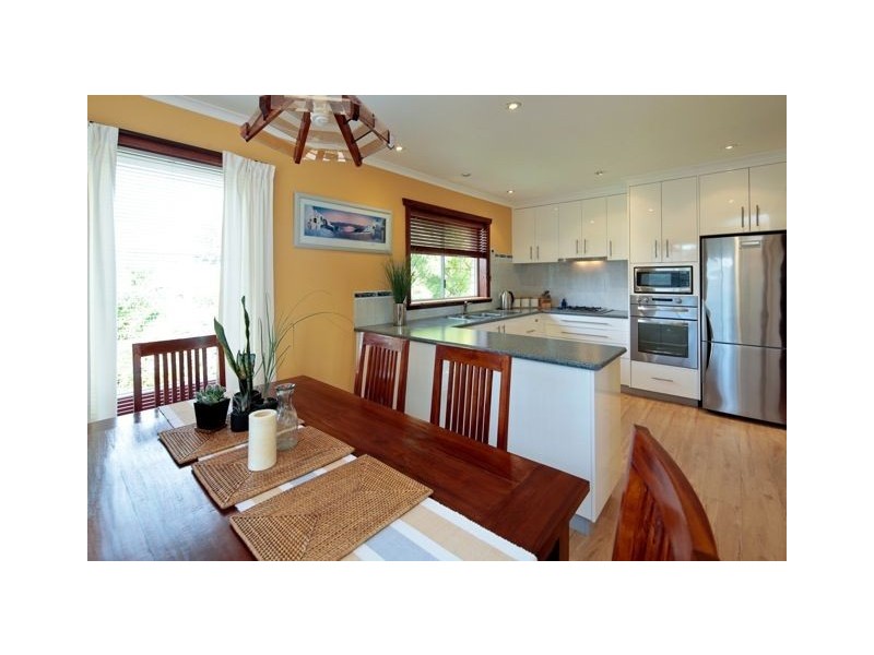 16 Toorak Place, Devonport TAS 7310