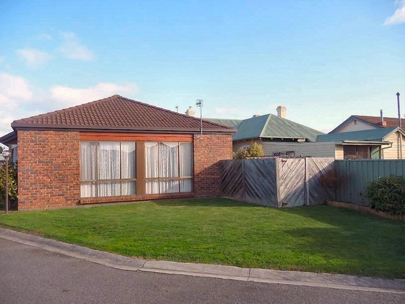 1/94 Oldaker Street, Devonport TAS 7310