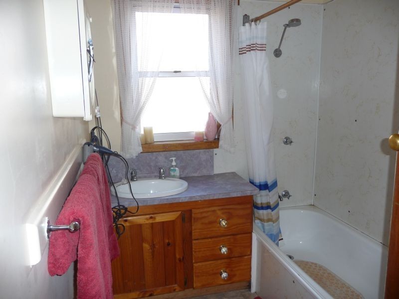 8 Charles Street, Devonport TAS 7310