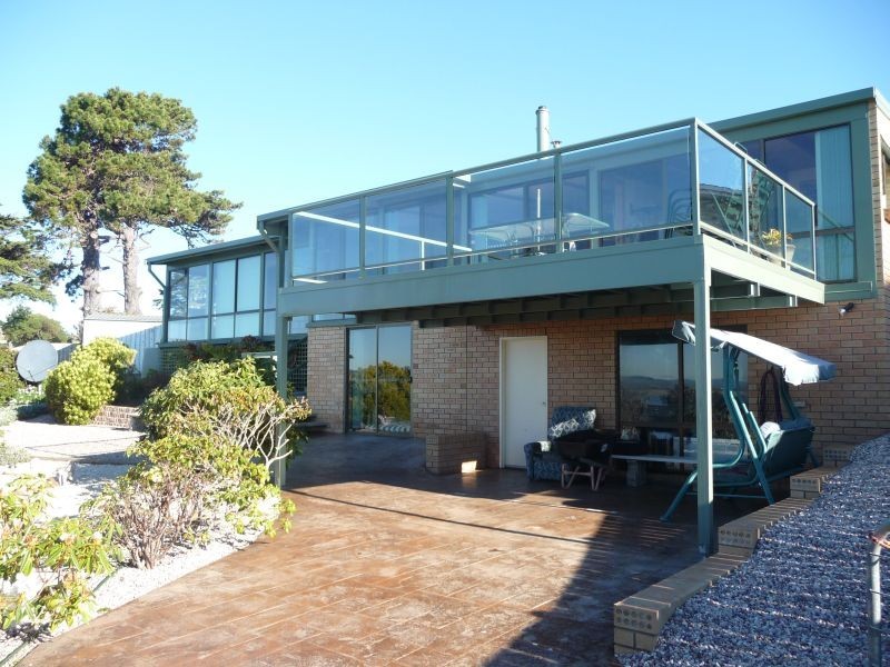 8 Elanora Place, East Devonport TAS 7310