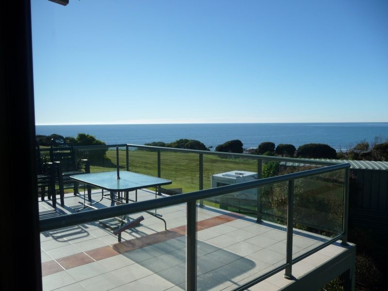 8 Elanora Place, East Devonport TAS 7310