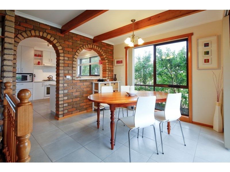 2 Saunders Court, Devonport TAS 7310