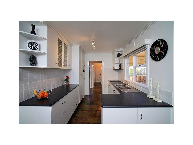 10 Highview Crescent, Devonport TAS 7310