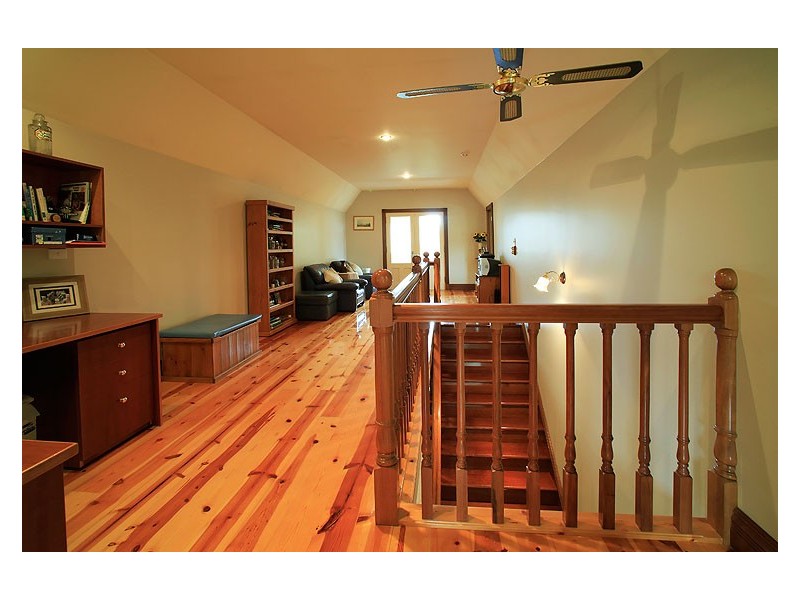 122 River Road, Ambleside TAS 7310