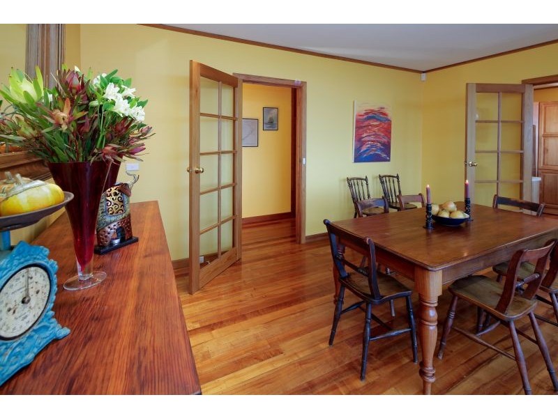 4 Sunset Court, Devonport TAS 7310