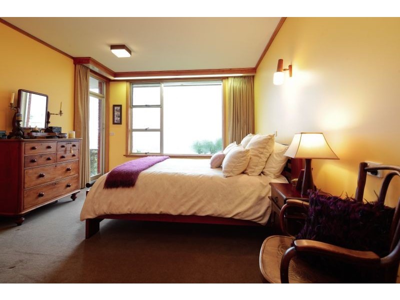 4 Sunset Court, Devonport TAS 7310