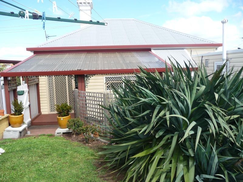 19 Douglas Street, East Devonport TAS 7310