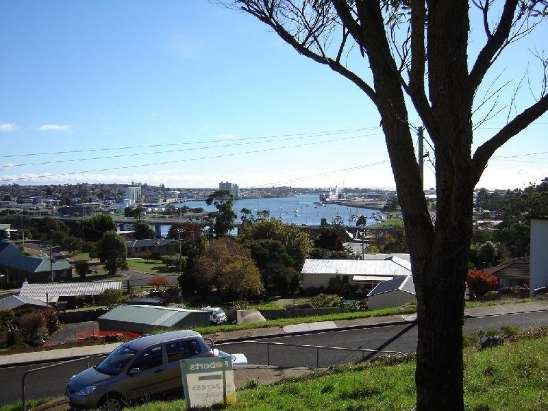 60 Bel-Air Crescent, East Devonport TAS 7310