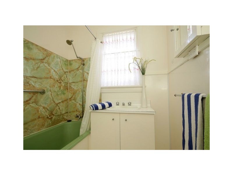72 Don Road, Devonport TAS 7310