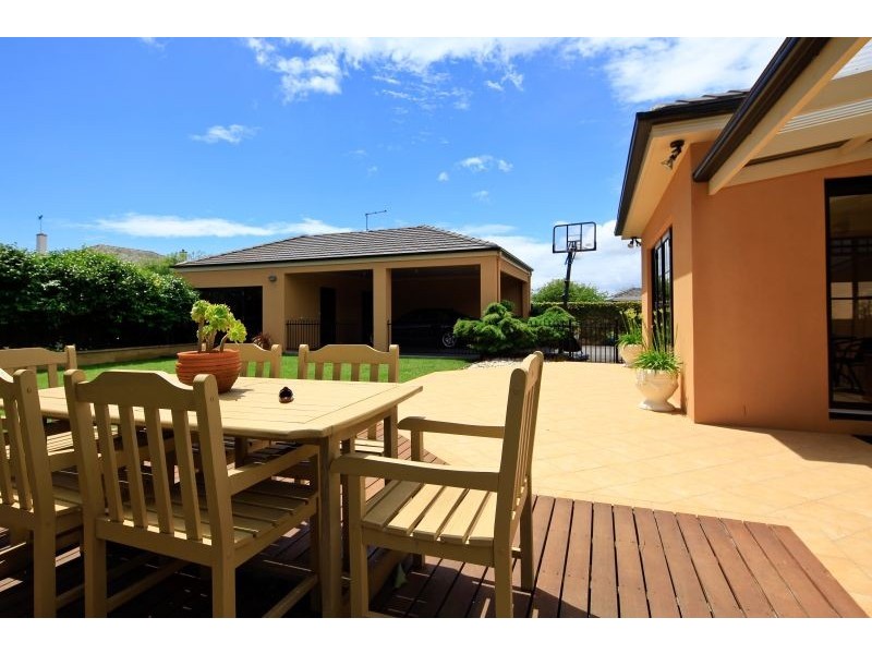 4 Malunnah Close, Devonport TAS 7310