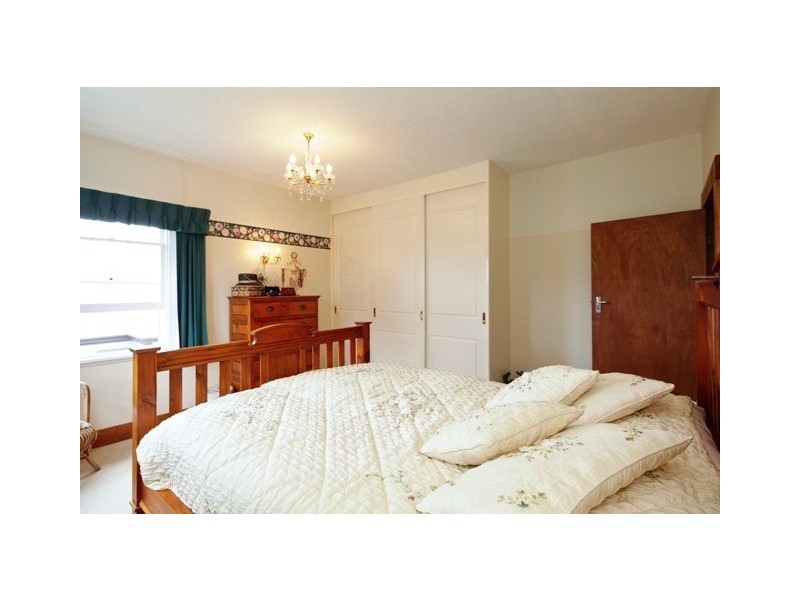 13 George Street, Devonport TAS 7310