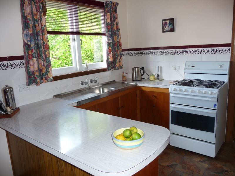 34 Hillcrest Road, Devonport TAS 7310