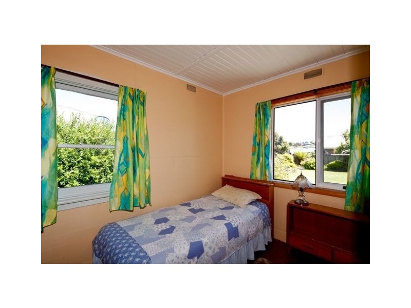 72 Hiller Street, Devonport TAS 7310