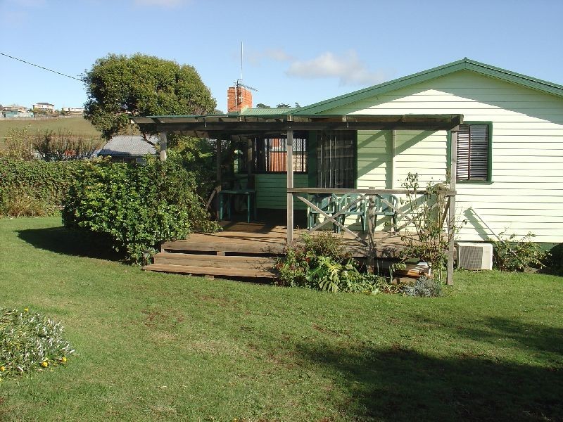 25 Triton Road, East Devonport TAS 7310
