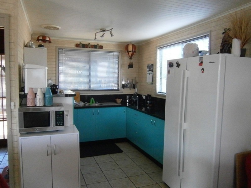 9 River Road, Ambleside TAS 7310