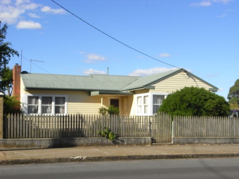 103 Main Street, Sheffield TAS 7306