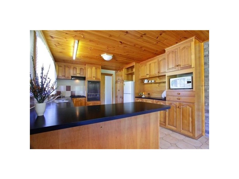 16 Winifred Avenue, Acacia Hills TAS 7306